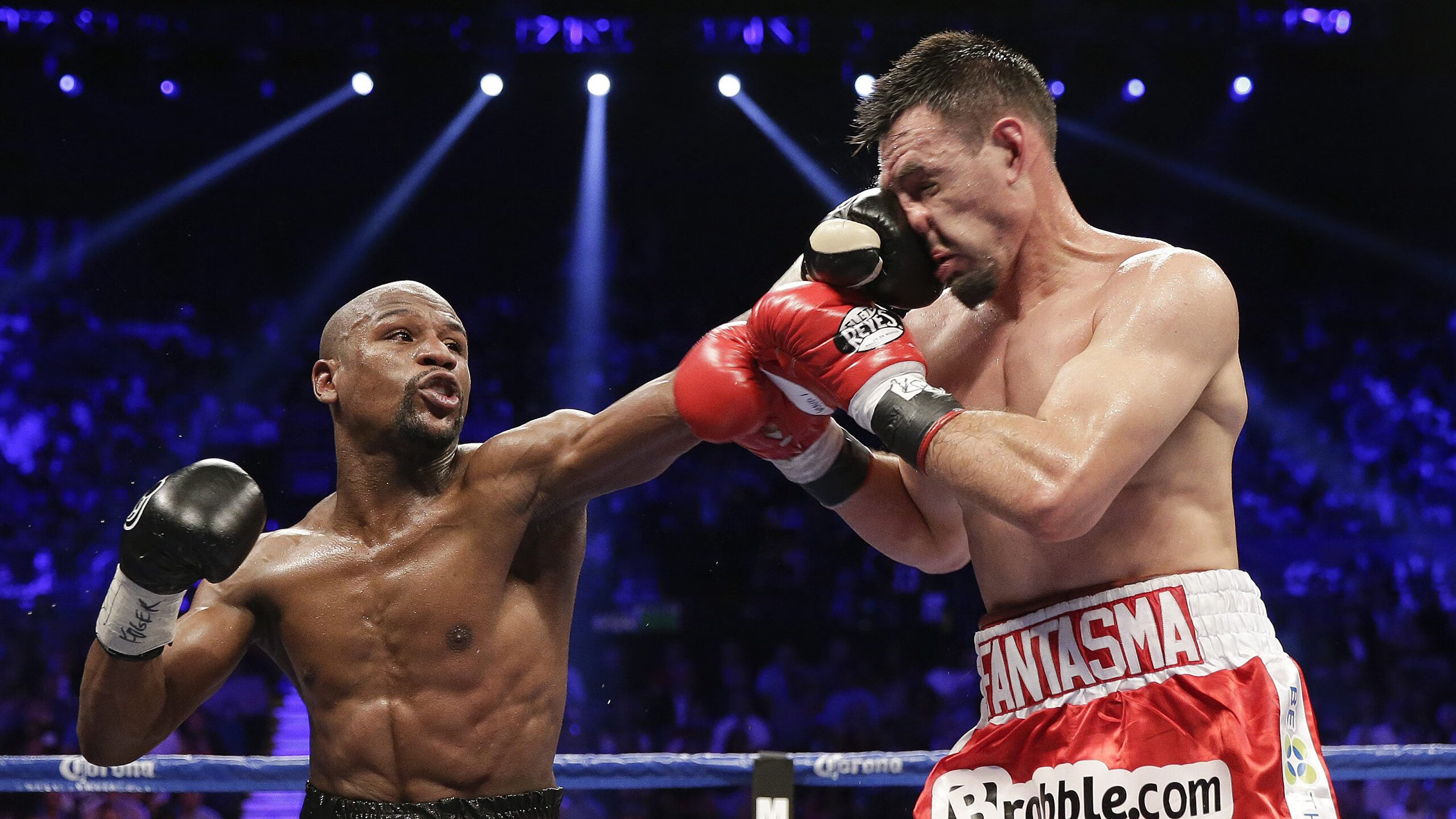 “逆境中的冠军：车手如何在极端条件下坚持到底”