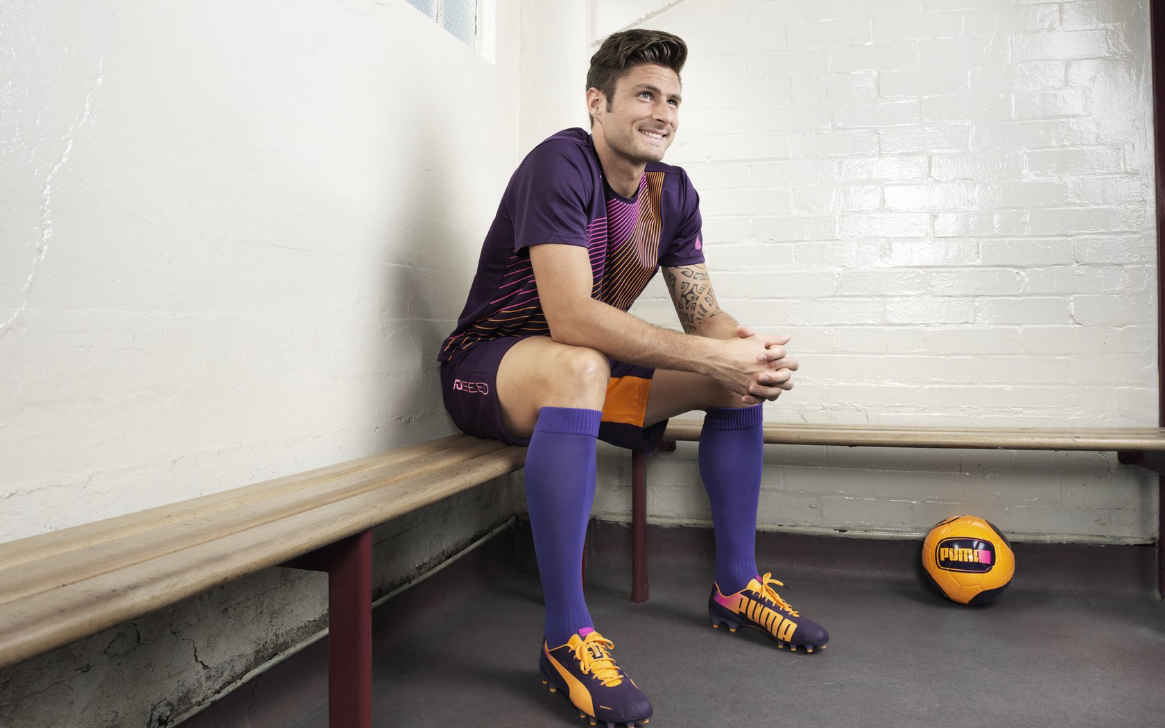 爱游戏娱乐平台-视频回放系统发挥重要作用争议判罚得到及时修正与回应，视频回放在哪里